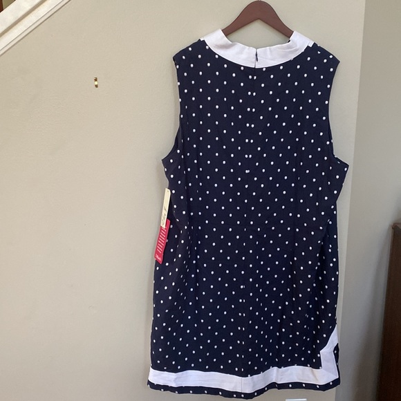 Eliza J Sleeveless Polka Dot Shift Dress - Picture 4 of 12